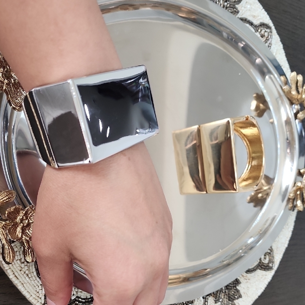Silver Geometric Bangle - Picture 7 of 9